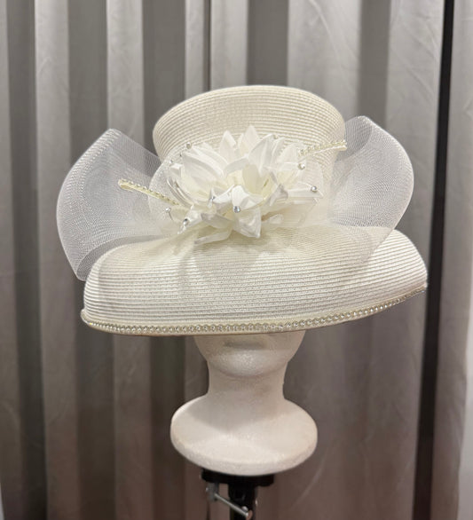Stunning White Hat with Bow and Flower